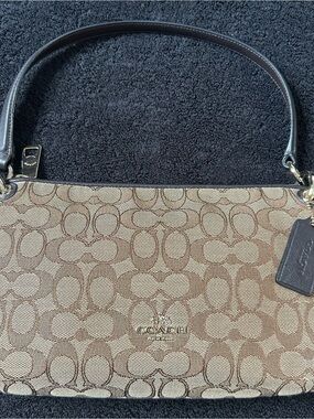 Coach Signature Canvas Shoulder Bag Hobo Demi Bag Khaki Brown EUC 36380 Designer